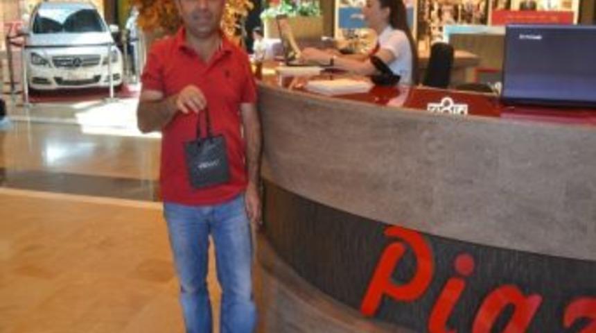 Piazza&rsquo;nın &ldquo;altın G&uuml;n&uuml;&rdquo; Talihlisi