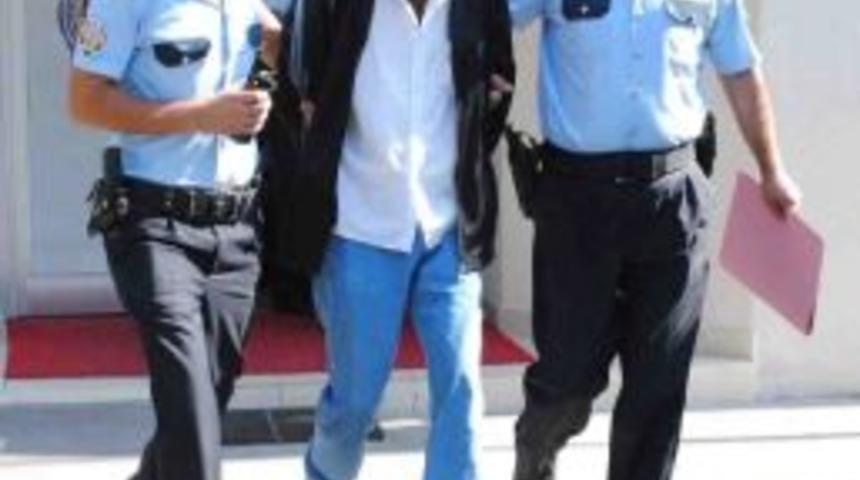 Hırsızlık Su&ccedil;una 7 Ay Hapis