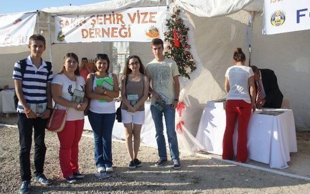 Şair Metin Göktaş Şiir Severlerle Buluştu