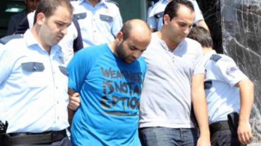 Havalimanındaki Bomba Ihbarcısı Adliyeye Sevk Edildi