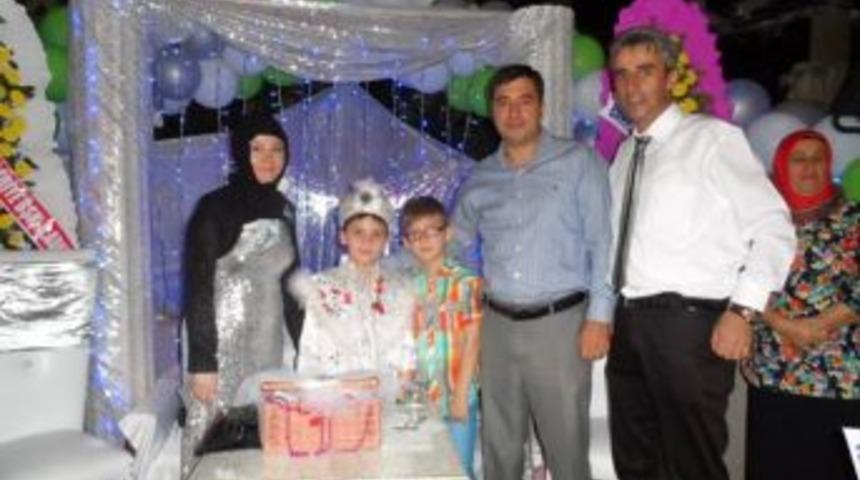 Minik Talha i&ccedil;in muhteşem s&uuml;nnet d&uuml;ğ&uuml;n&uuml;