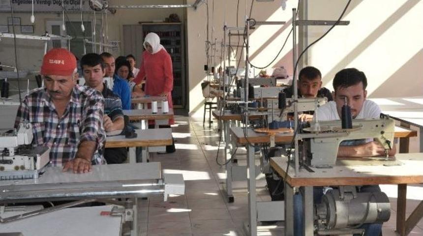 15 Engelli 6 Ay Tekstil Kursu Görecek