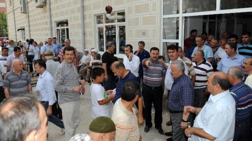 Mal Hatun Camii’nin Çevresi Düzenleniyor