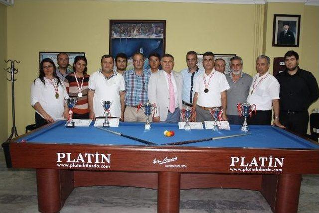 Zafer Kupası Bilardo Turnuvası Sona Erdi 1