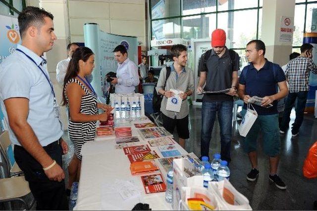 &Uuml;niversite &Ouml;ğrencilerine Karşılama 1