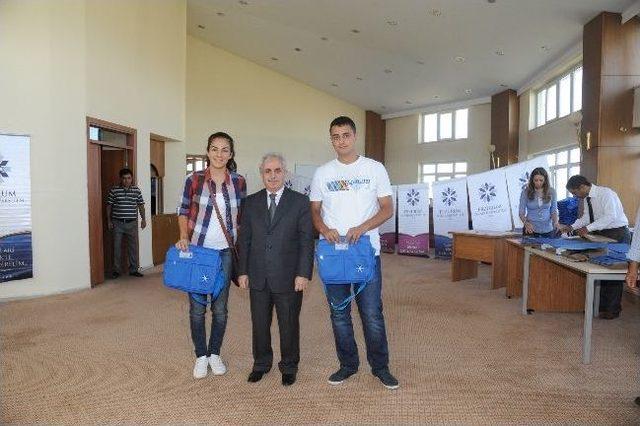 Et&uuml;&rsquo;de Kayıt Heyecanı Başladı 1