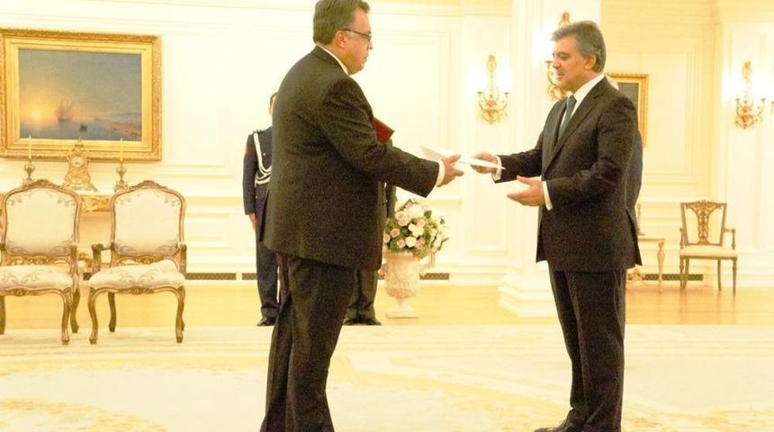 G&uuml;l: Obama&rsquo;nın Suriye Kararı ABD Siyasi Dinamikleri I&ccedil;inde Değerlendirilmeli