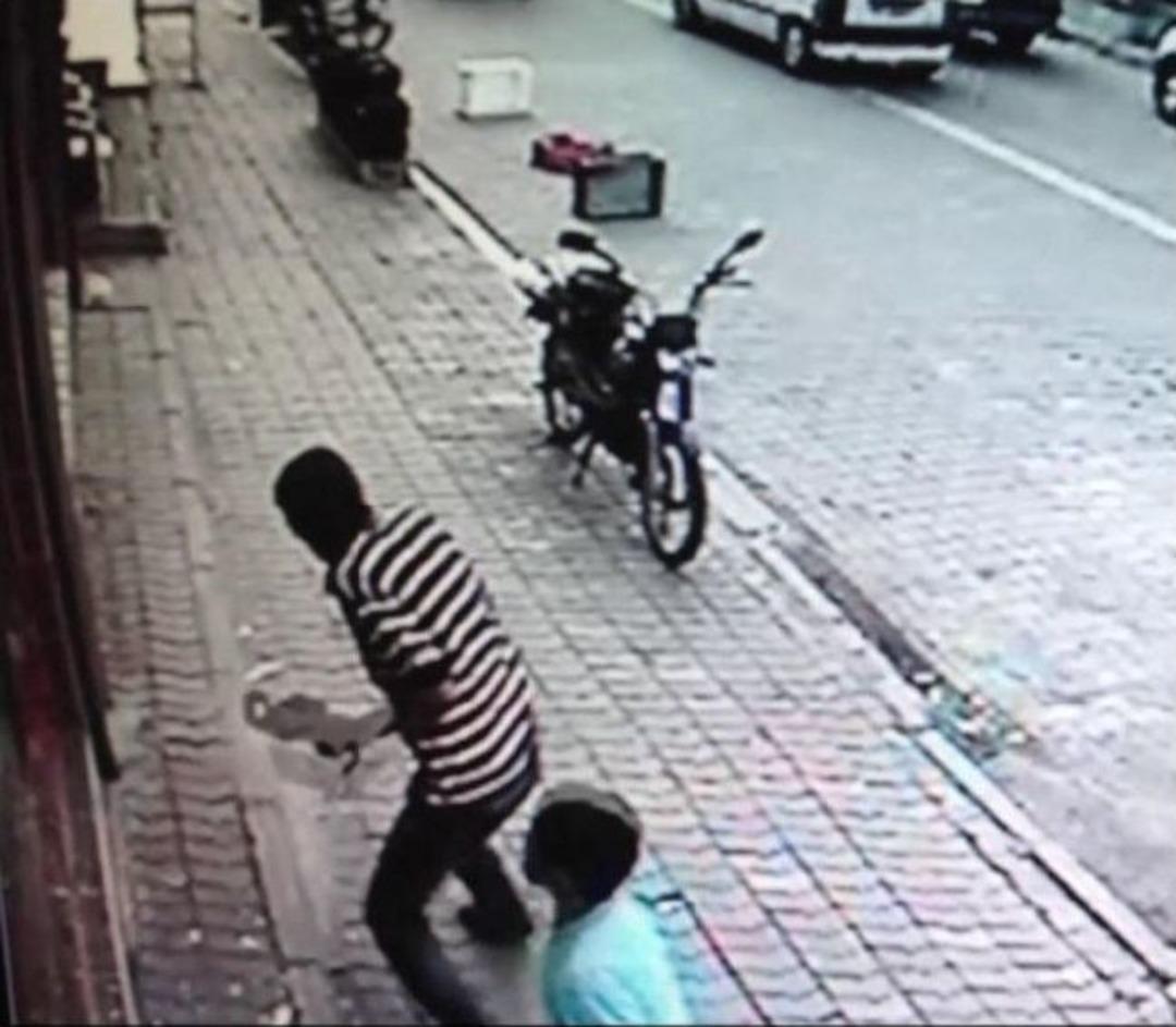 Hırsızları 10 Yaşındaki &Ccedil;ocuk Kovaladı