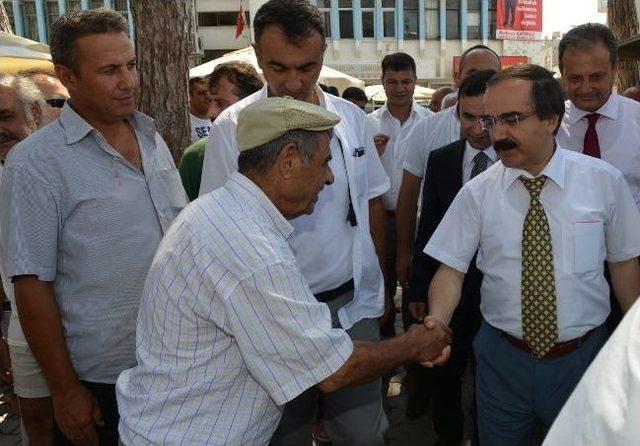 Vali Coş, Karataş’ta Vatandaşlar İle Bir Araya Geldi