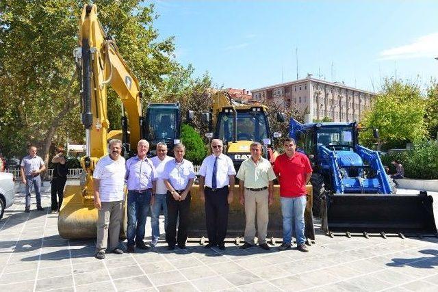 &Ccedil;anakkale Belediyesi Ara&ccedil; Filosunu Genişletiyor 3