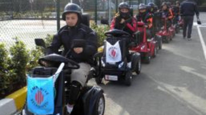 Trafik Eğitim Parkı Ve Buz Pistine Yoğun Ilgi