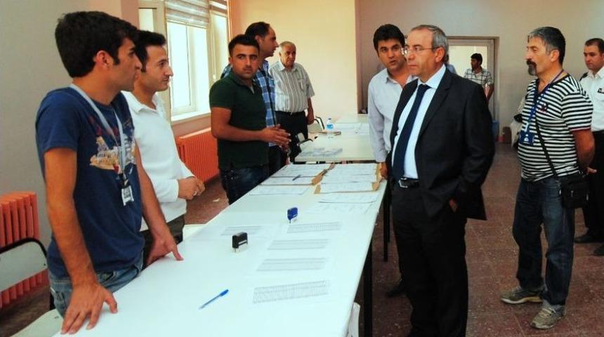 Y&uuml;z&uuml;nc&uuml; Yıl'da Kayıt Şenliği Yaşanıyor