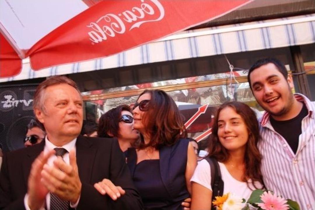 Ayvalık Belediye Başkanı T&uuml;rk&ouml;zen, "başkanlık Yarışınta Bende Varım" Dedi