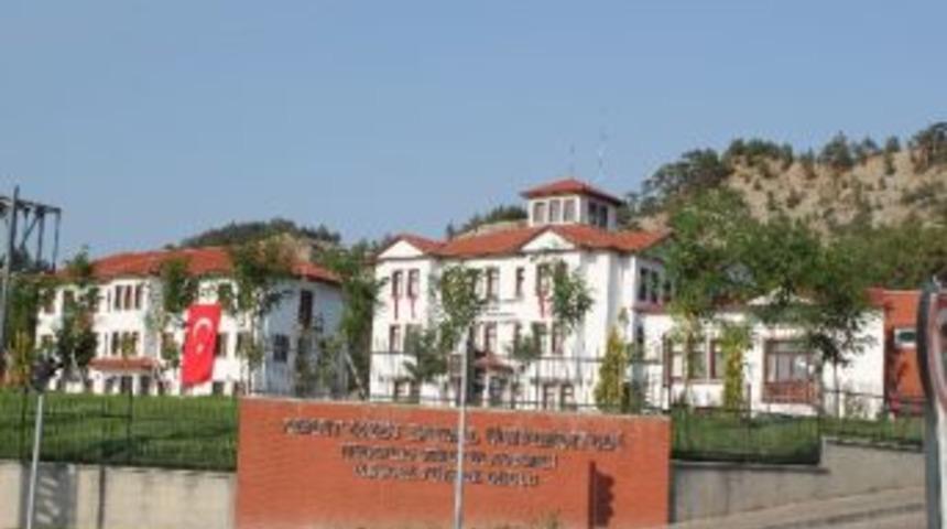 Mudurnu&rsquo;da Y&uuml;ksekokul Kayıtları Sıkıntılı Başladı