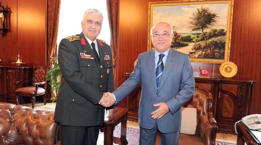 TBMM Başkanı &Ccedil;i&ccedil;ek, Komutanları Kabul Etti