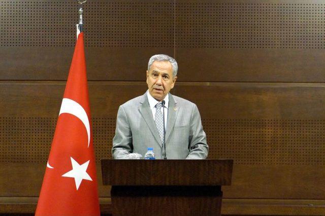 B&uuml;lent Arın&ccedil;: Bir M&uuml;dahale Olacaksa Bunu ABD Yapacak Gibi G&ouml;r&uuml;n&uuml;yor 1
