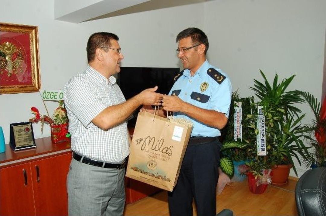 Başkan Tokat Ve Belediye Meclisinden, Kaymakam G&uuml;rel Ve Emniyet M&uuml;d&uuml;r&uuml; Yal&ccedil;ın&rsquo;a Hoş Geldin Ziyareti
