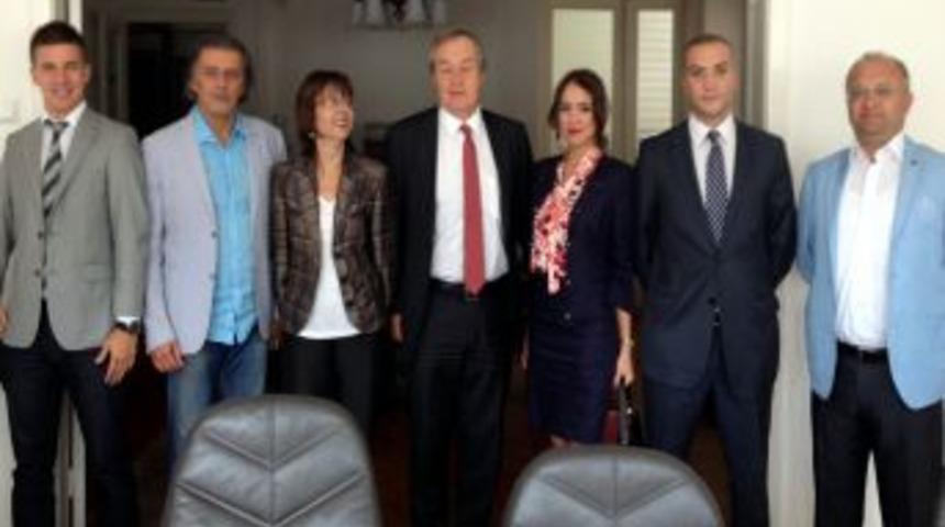 Bursa Ve Saraybosna Baroları Işbirliği Yapacak