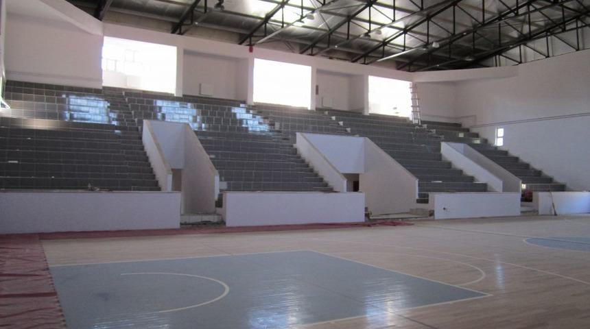 İMKB &Ccedil;ok Programlı Lisesi Kapalı Spor Salonu Yeni Eğitim Yılına Hazır