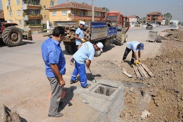 Başiskele'de Yağmur Suları İçin Mazgallar Yapılıyor