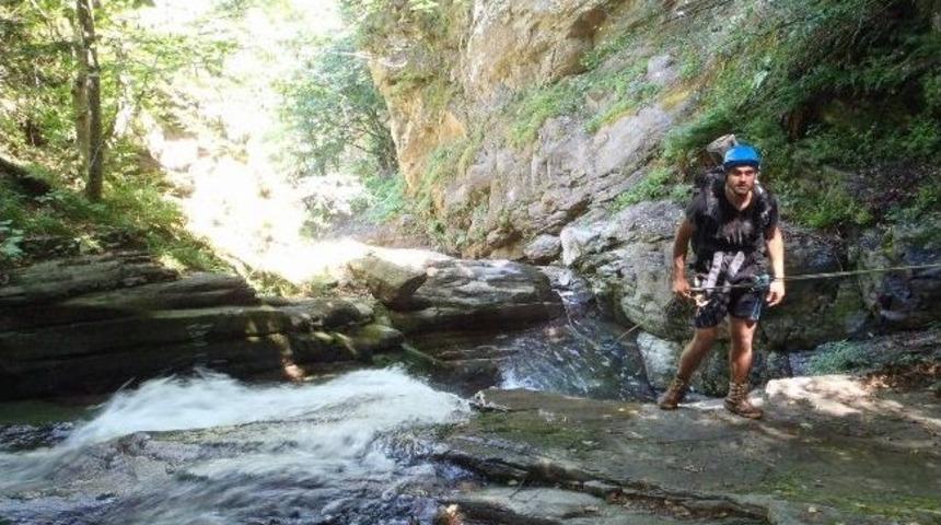 Uludağ&rsquo;ın gizli vadilerine nefes kesen ge&ccedil;iş