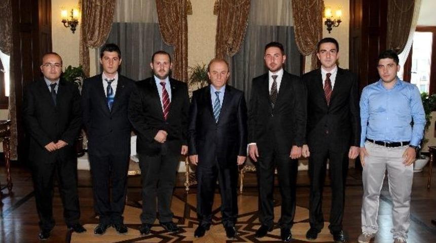 Gen&ccedil; İşadamlarından Vali &Ouml;zt&uuml;rk&rsquo;e Ziyaret