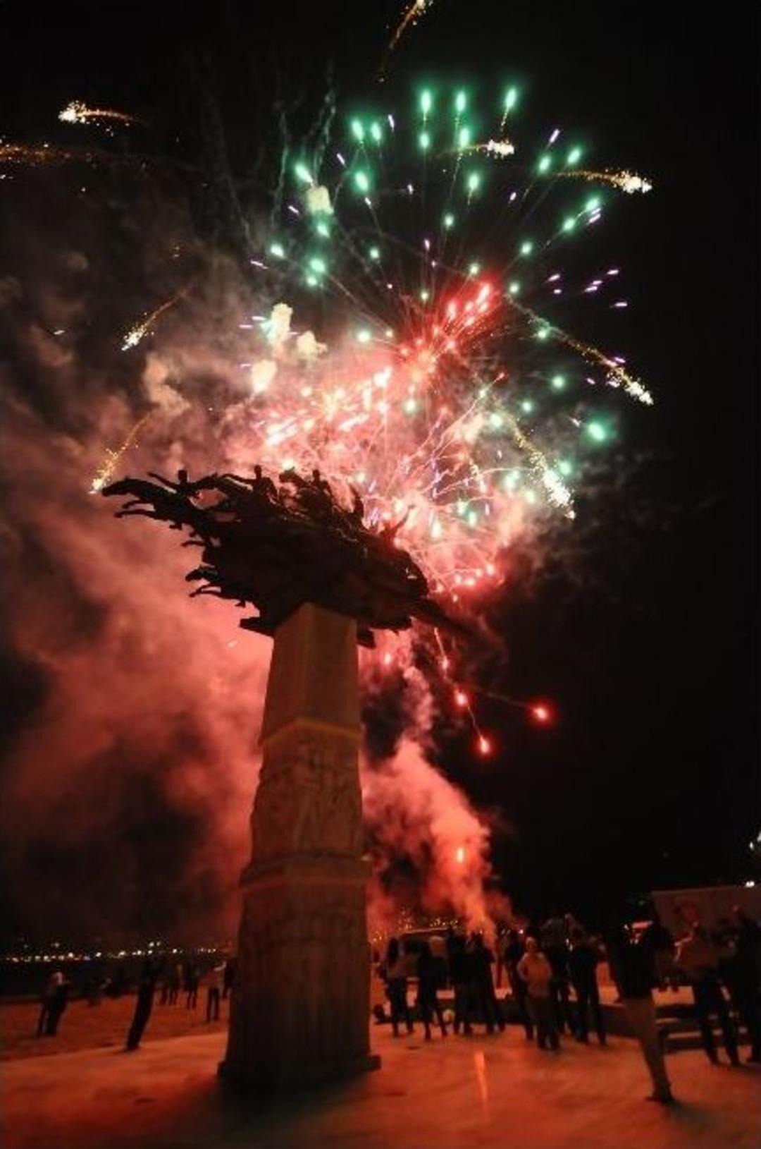 İzmir "9 Eyl&uuml;l"&uuml; Festival Havasında Kutlayacak