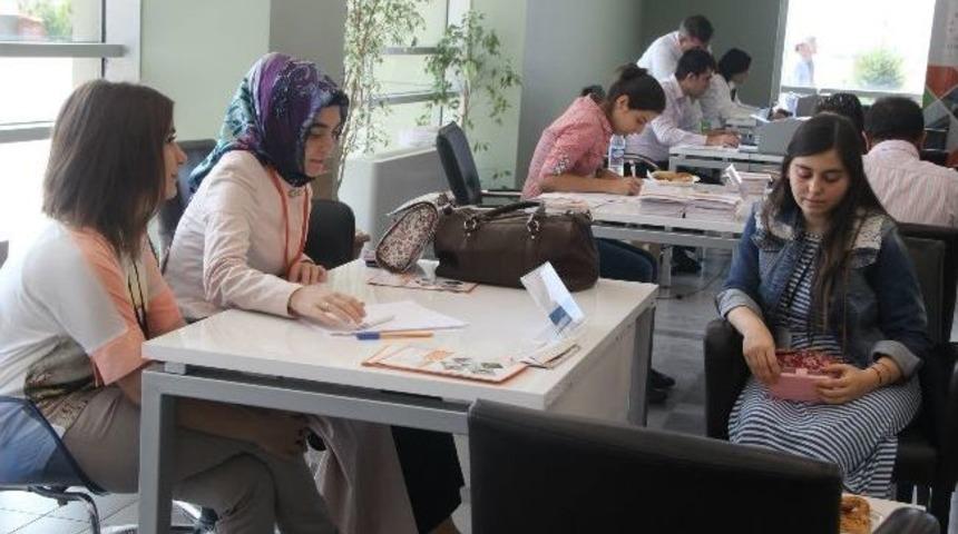 Melikşah &Uuml;niversitesinde Kayıt Heyecanı Başladı