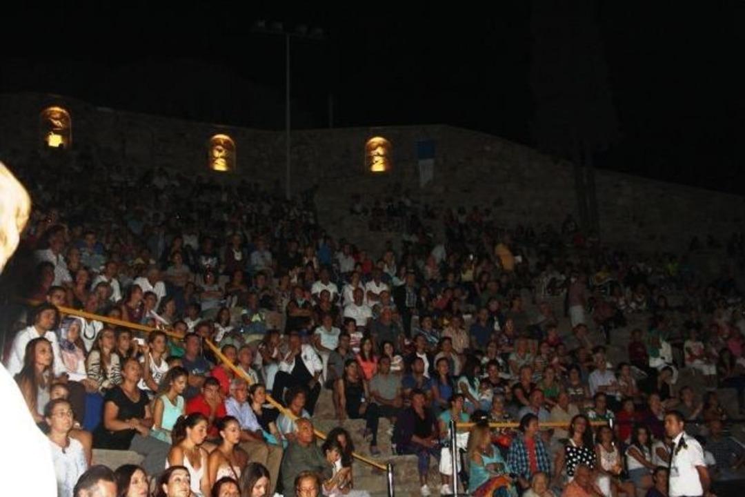 Onur Akın Ayvalık&rsquo;ı Salladı