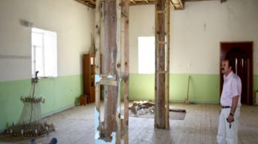 Doğank&ouml;y Camii Restore Ediliyor