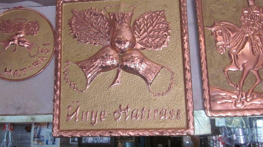 40 Yıllık Bakır Ustası Ilgisizlikten Yana Dertli