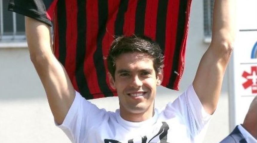 Kaka, Yuvaya D&ouml;nd&uuml;