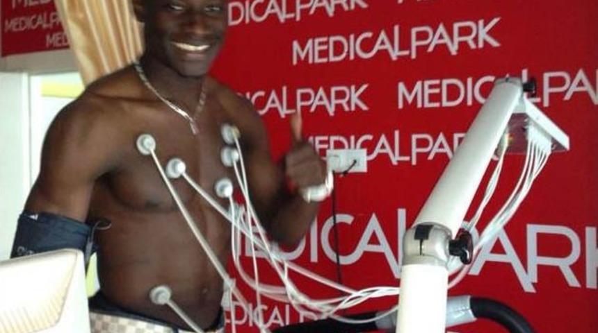 Karab&uuml;kspor, Santrafor Sorununu Akpala İle &Ccedil;&ouml;zd&uuml;