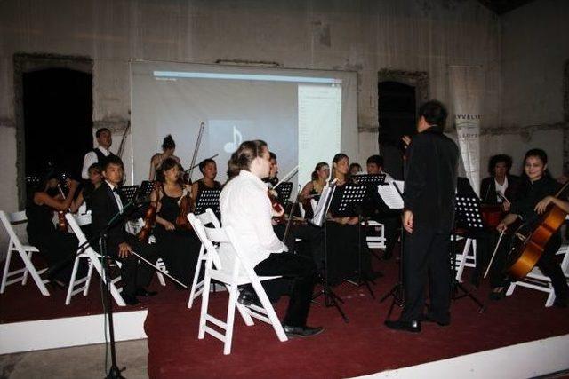 Ayvalık Belediyesi&rsquo;nden G&ouml;rkemli A&ccedil;ılış Kokteyli 1