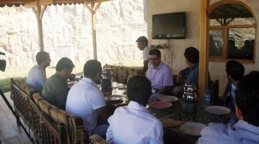 Kaymakam S&ouml;nmezay Silvanlı Gazetecilerle Buluştu