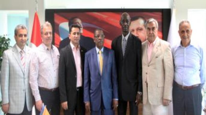 Nijer Heyeti İzmir'de AK Parti&rsquo;yi Ziyaret Etti