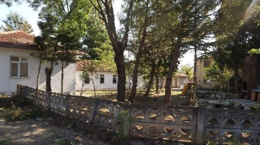 Kozcağız İmam Hatip&rsquo;te Tadilat &Ccedil;alışması S&uuml;r&uuml;yor