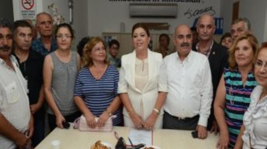 Semra Aksakal Kayacan Bal&ccedil;ova Belediye Başkanlığına Aday
