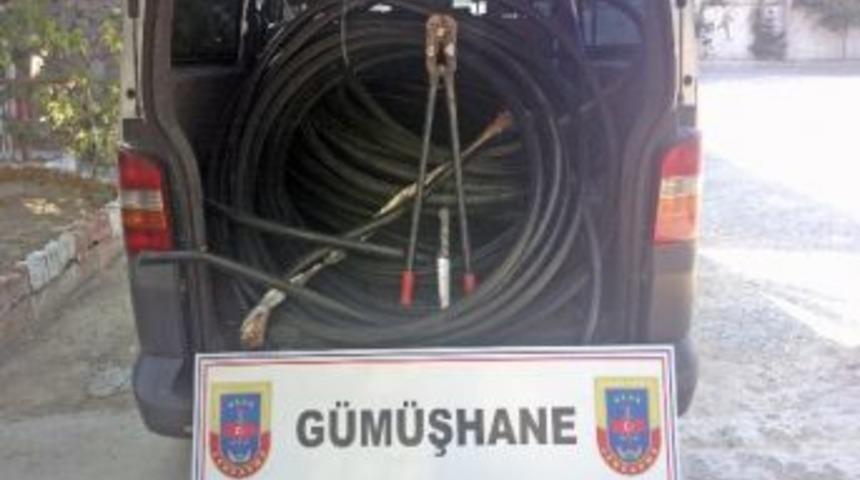 G&uuml;m&uuml;şhane&rsquo;de Jandarma Hırsızlık &Ccedil;etesini &Ccedil;&ouml;kertti