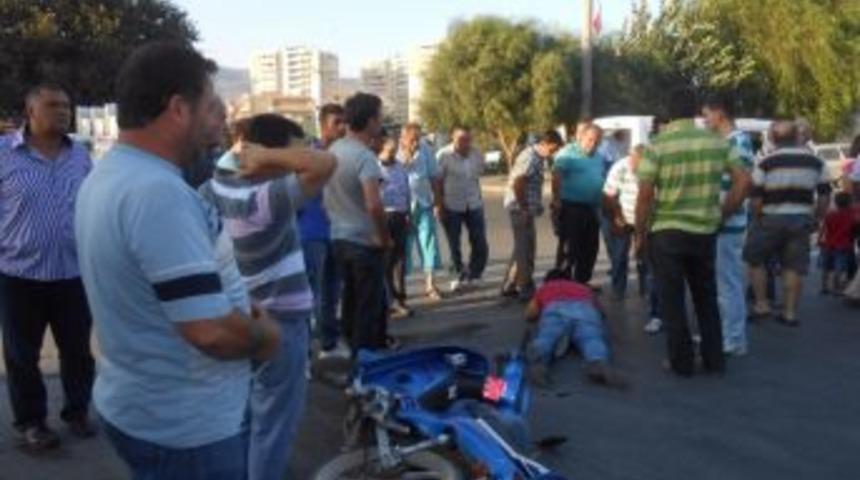S&ouml;ke&rsquo;de Santral Garajı Kavşağında Kaza: 1 Yaralı