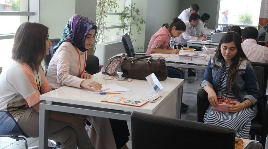 Melikşah &Uuml;niversitesi'nde Kayıt Heyecanı Başladı