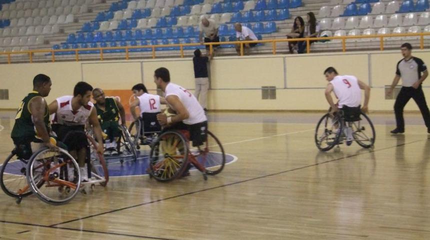 Milliler G&uuml;ney Afrika&rsquo;ya Fark Attı