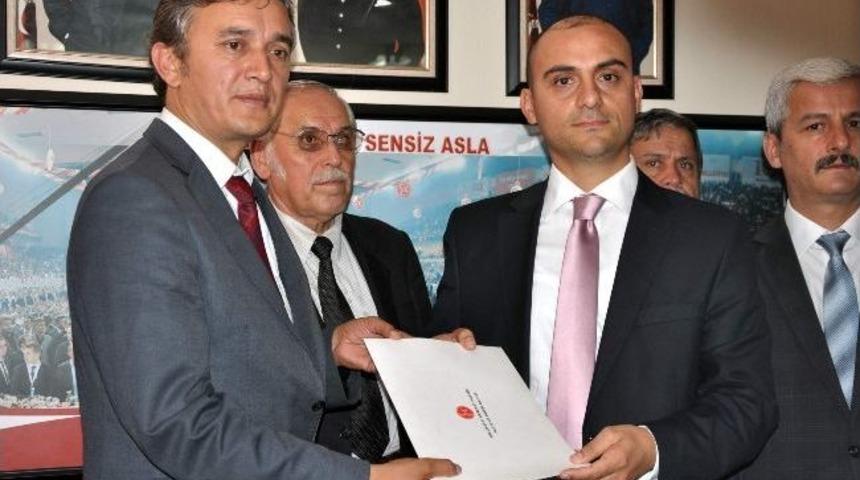 G&uuml;lay, G&ouml;revinden İstifa Etti