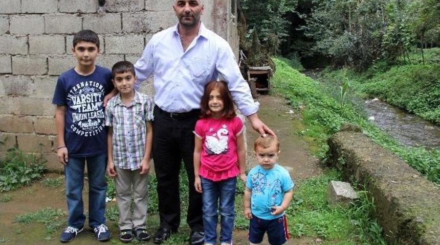 Başbakan'dan 4'&uuml;nc&uuml; &Ccedil;ocuk Telefonu