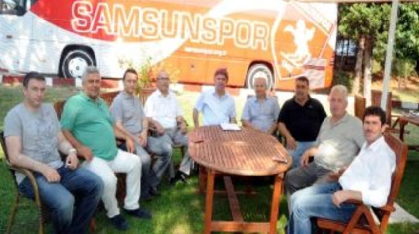 Soys'ten Samsunspor'a 200 Bin Lira Bağış
