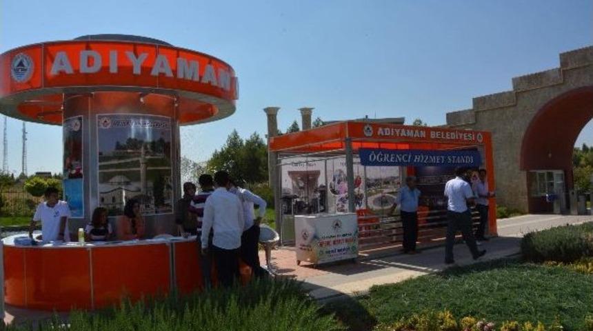 Belediyeden &Uuml;niversite &Ouml;ğrencilerine Kayıt Desteği