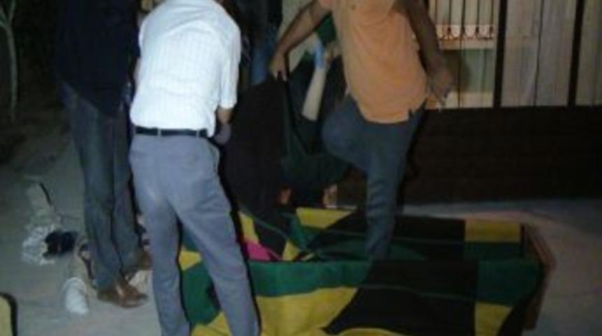 Uyurken başından vurularak &ouml;ld&uuml;r&uuml;ld&uuml;