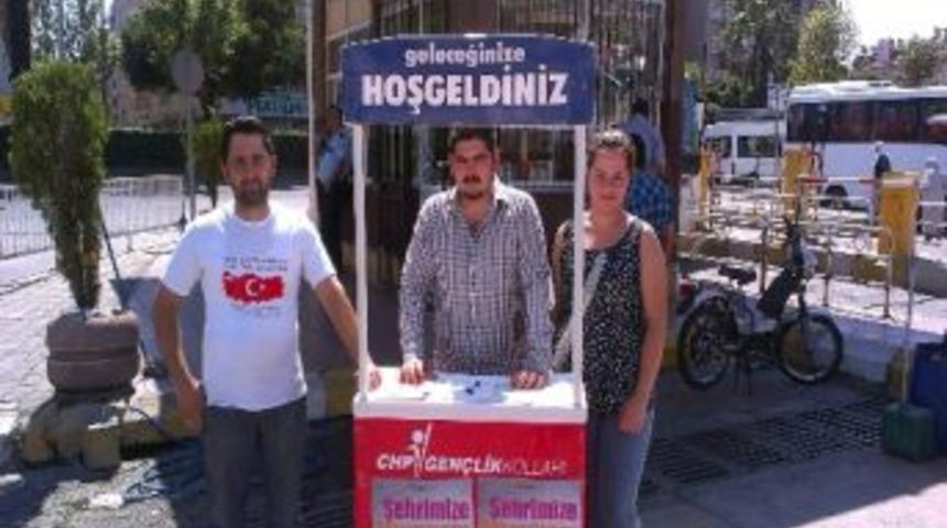 Chp&rsquo;li Gen&ccedil;lerden Yeni &Uuml;niversitelilere Karşılama