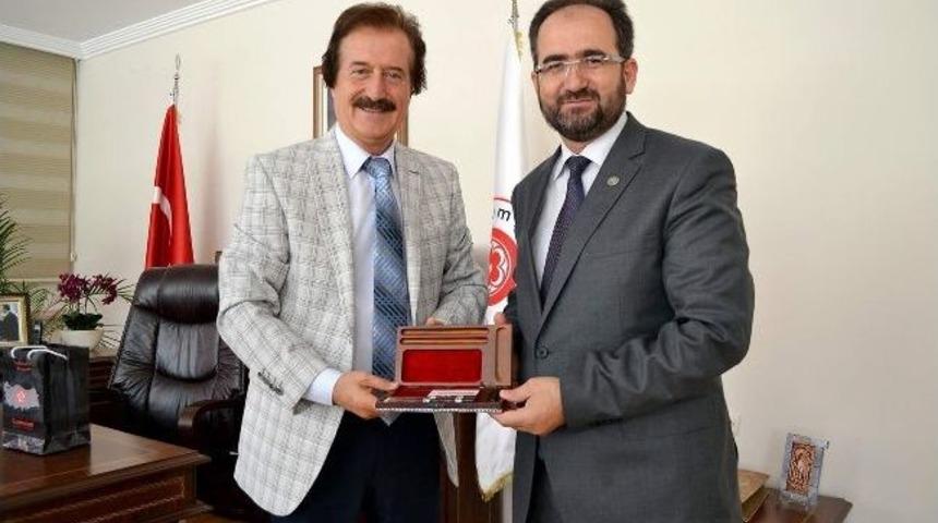 Y&ouml;k Y&uuml;r&uuml;tme Kurulu &Uuml;yesi Hatipoğlu&rsquo;ndan, Rekt&ouml;r Kocacık&rsquo;a Ziyaret