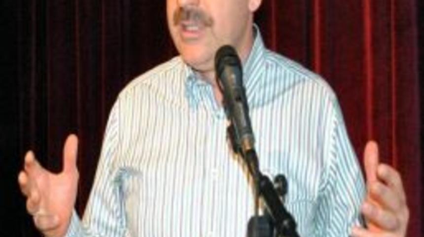 Didim&rsquo;deki Bayrak Tartışmaları Devam Ediyor